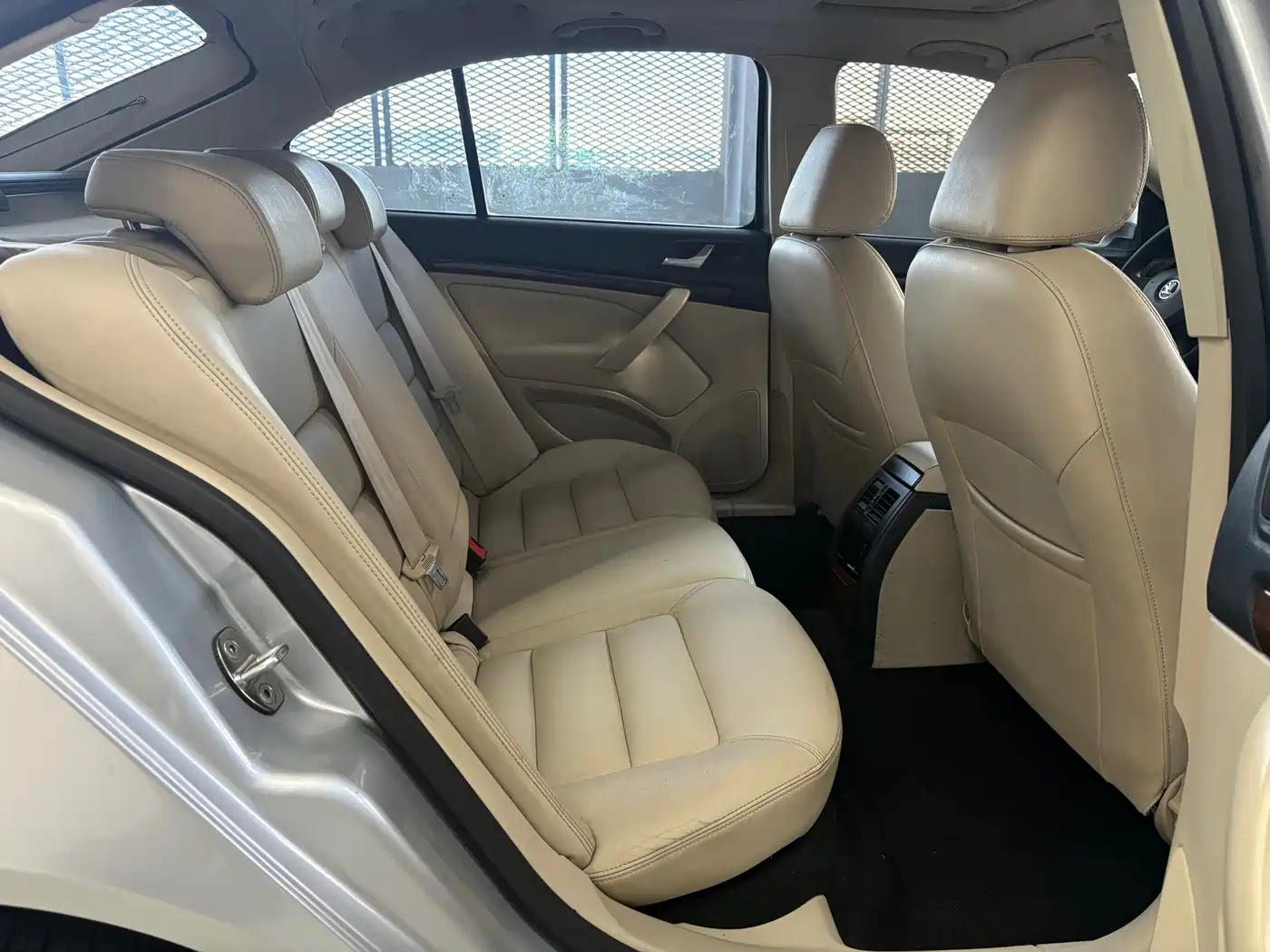 Škoda Octavia 2014 1.6L Auto Yijun Edition фото 6