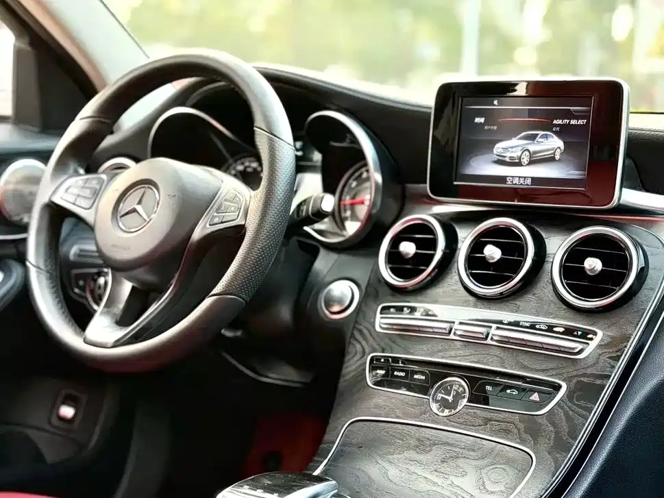 Mercedes-Benz C-Class 2015 2015 Facelift C 180 L Sport