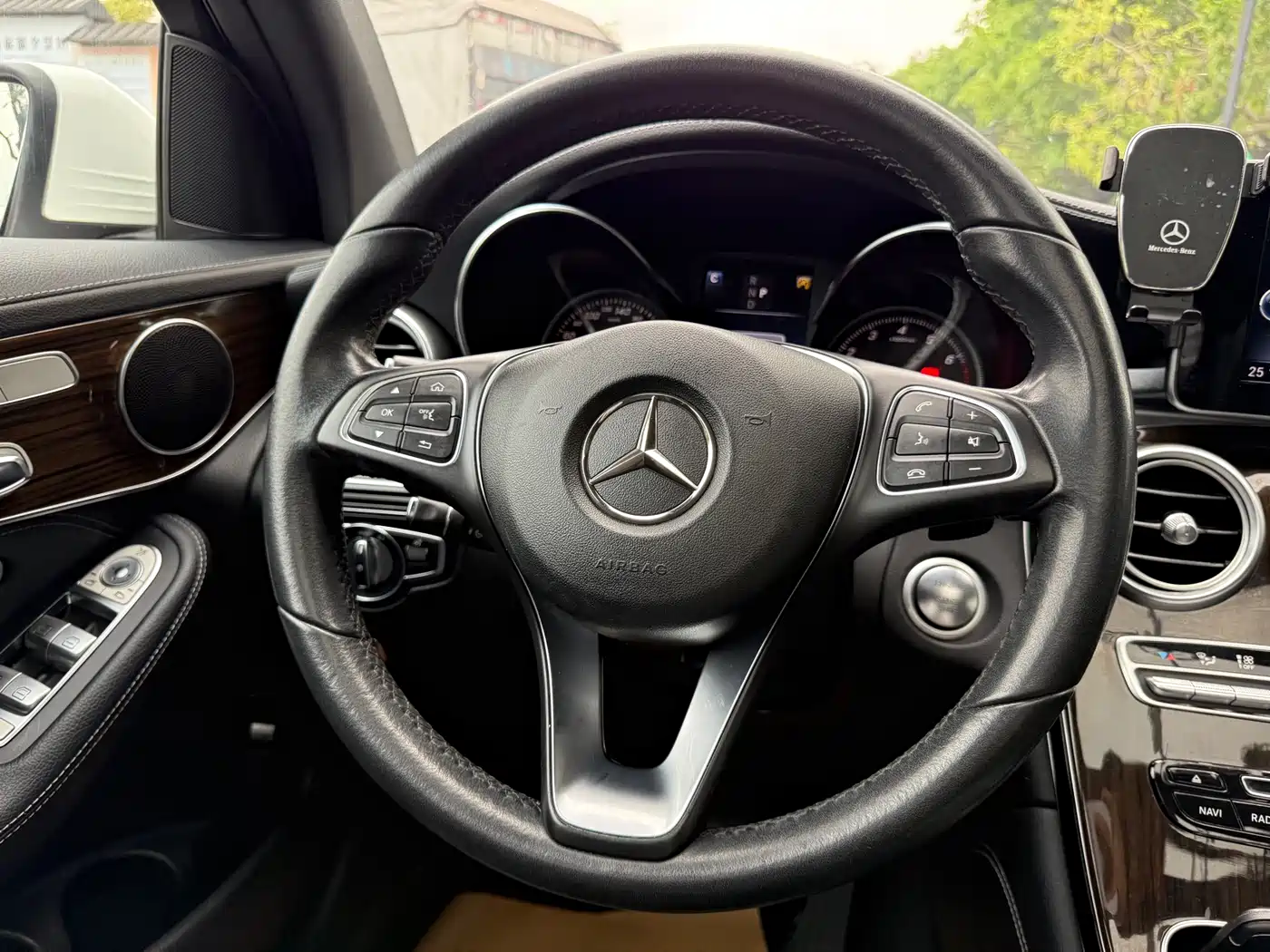 Mercedes-Benz GLC 2017 GLC 260 4MATIC Dynamic фото 11