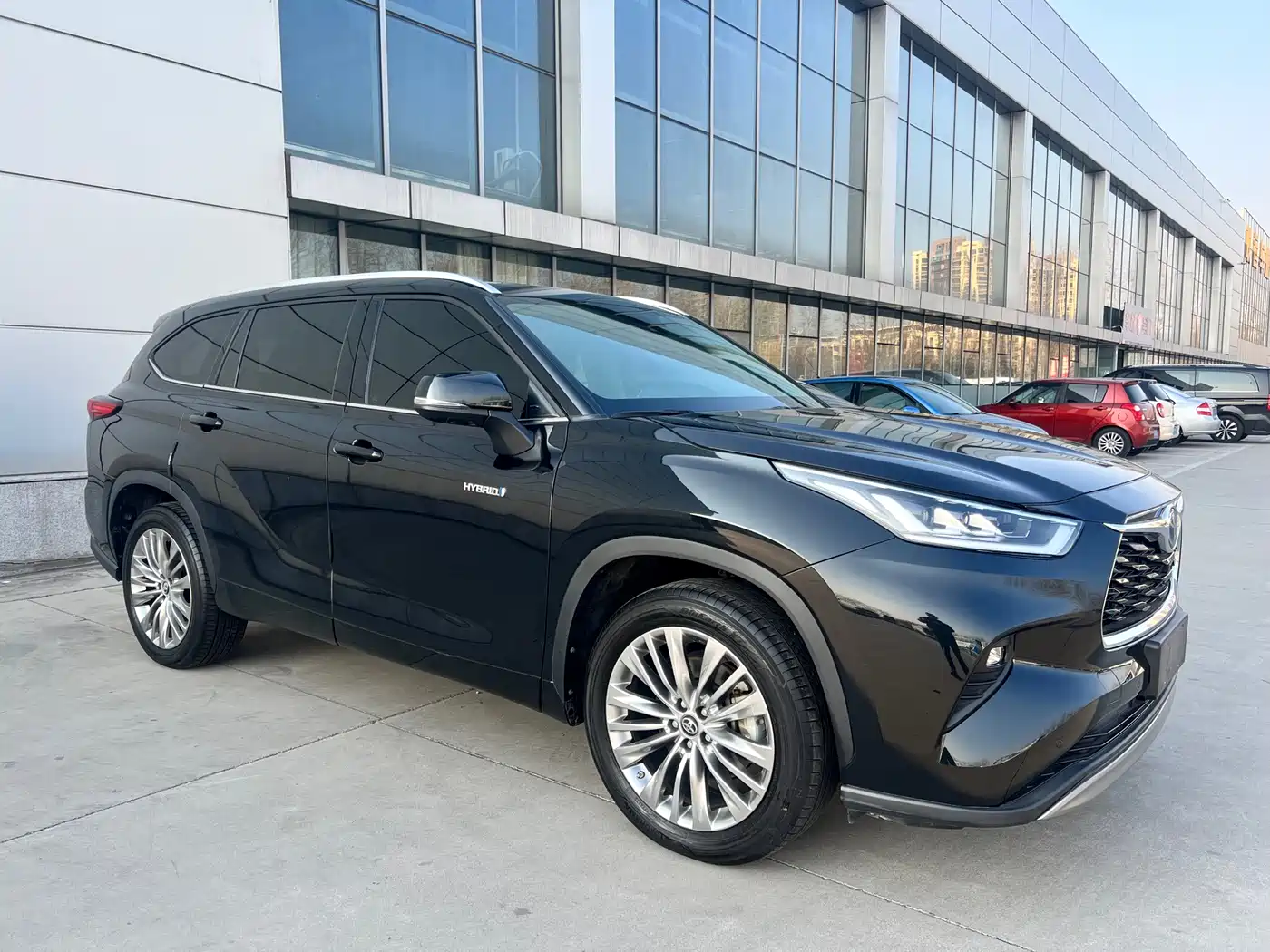 TOYOTA HIGHLANDER