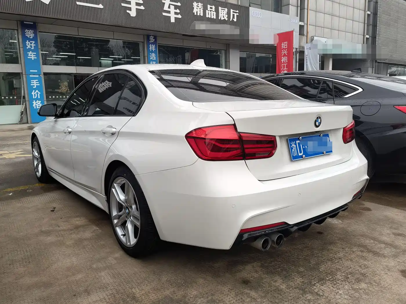 BMW 3 Series 2019 320i M Sport Package фото 6
