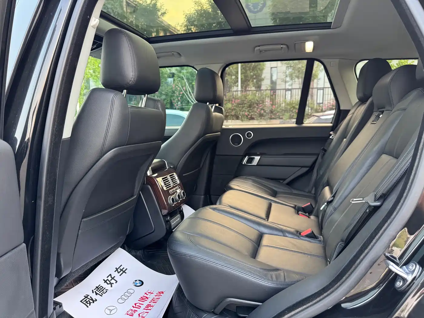 Land Rover Range Rover 2017 3.0 SC V6 Golden Age Edition фото 11