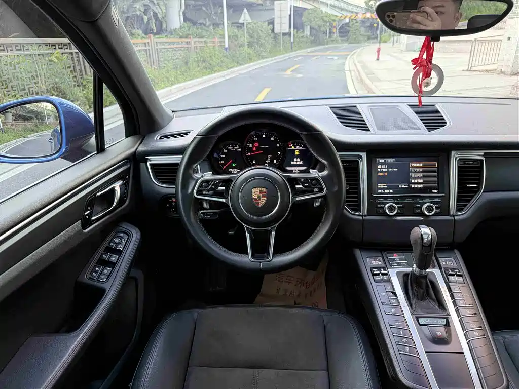 Porsche Macan 2014 Macan 2.0T фото 10
