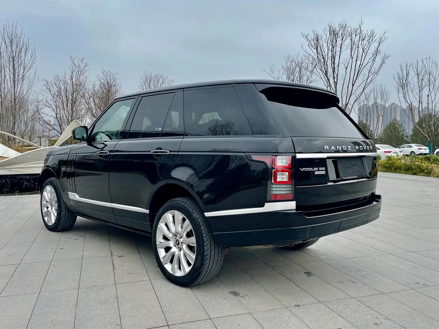 Land Rover Range Rover 2013 5.0 SC V8 Vogue SE фото 25