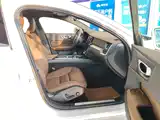 Фото 8 - Volvo S60