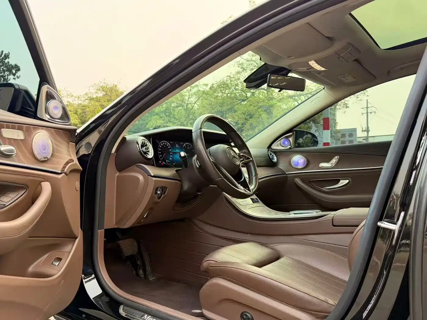 Mercedes-Benz E-Class 2021 Facelift E 260 L фото 4