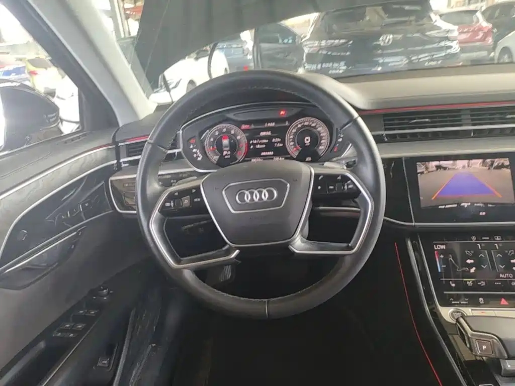 Audi A8 2025 2024 Model A8L 45 TFSI quattro Luxury