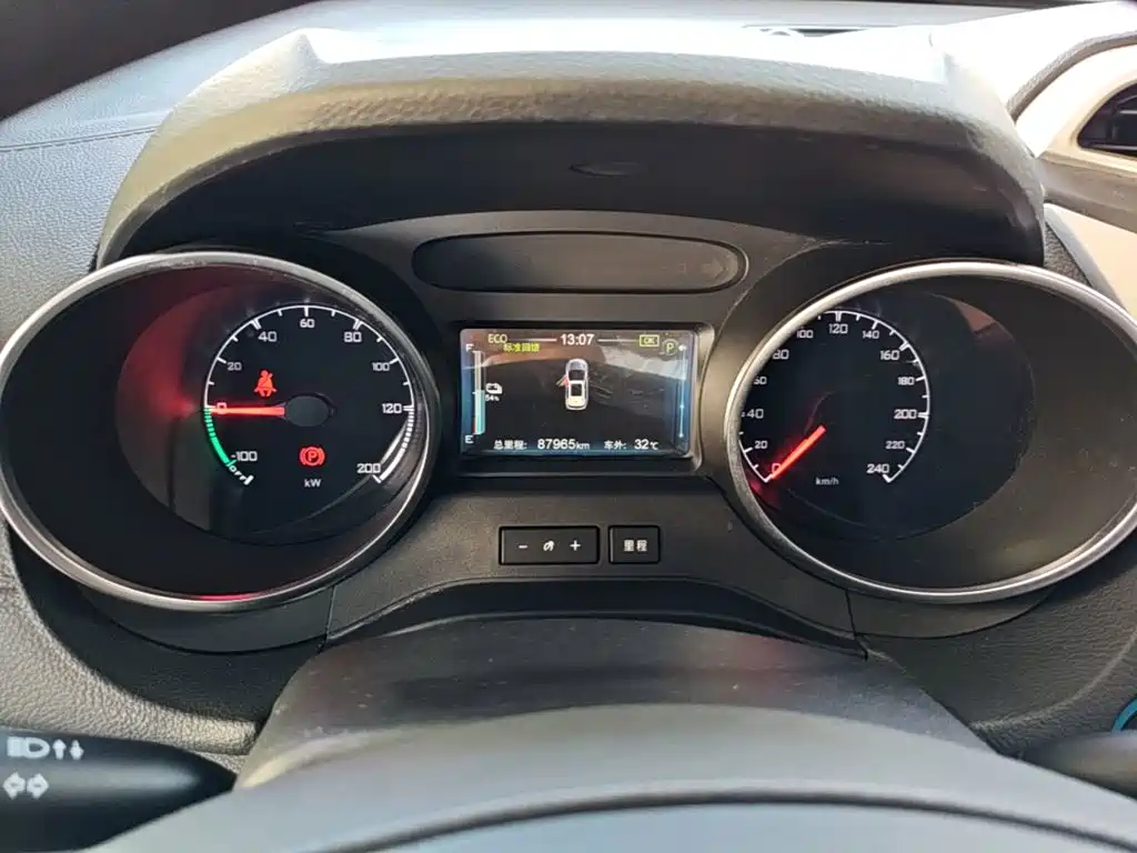 BYD Yuan New Energy 2019 2019 EV360 Smart Connect Premium Edition