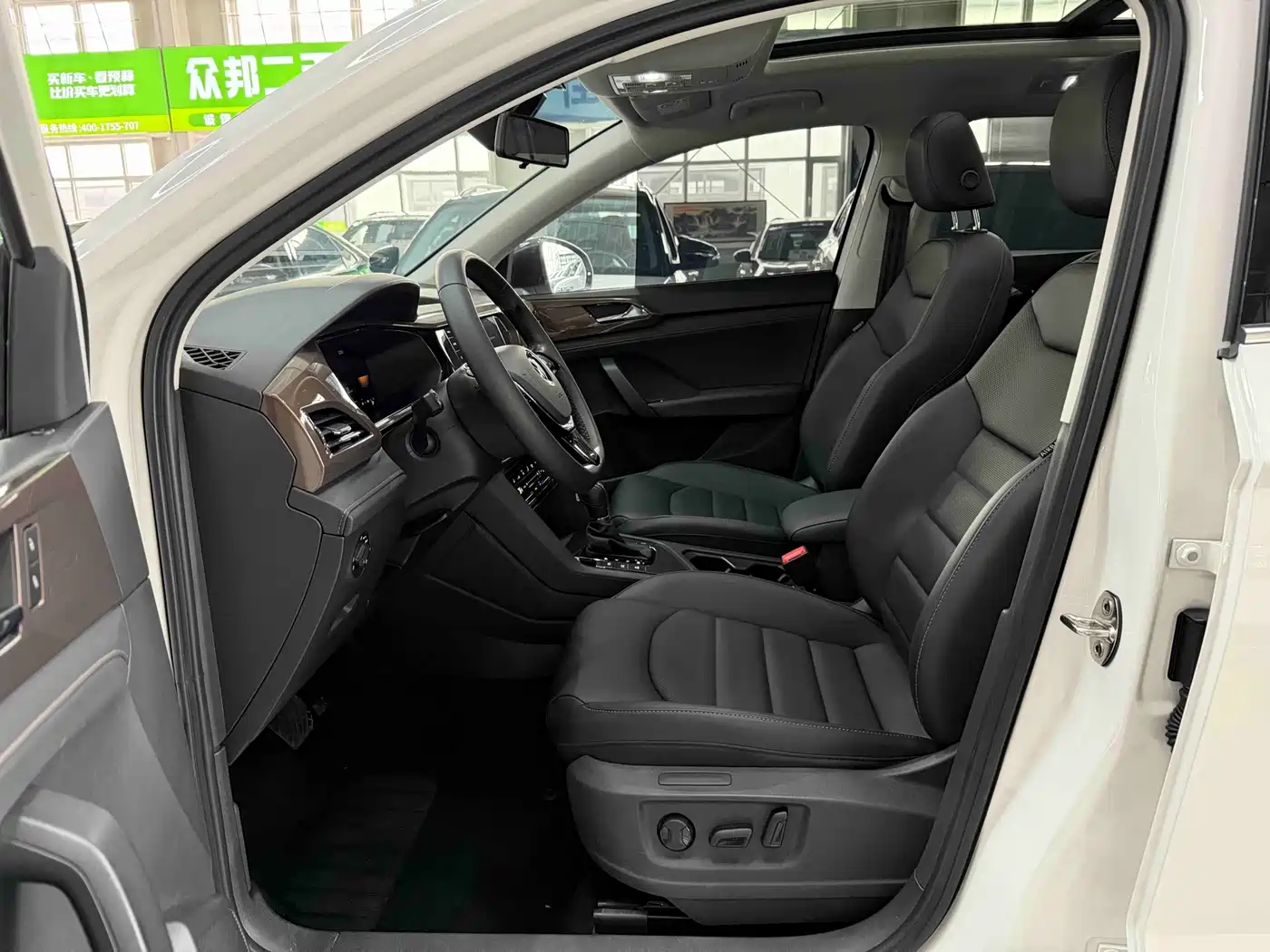 Volkswagen Tharu, миниатюра 8