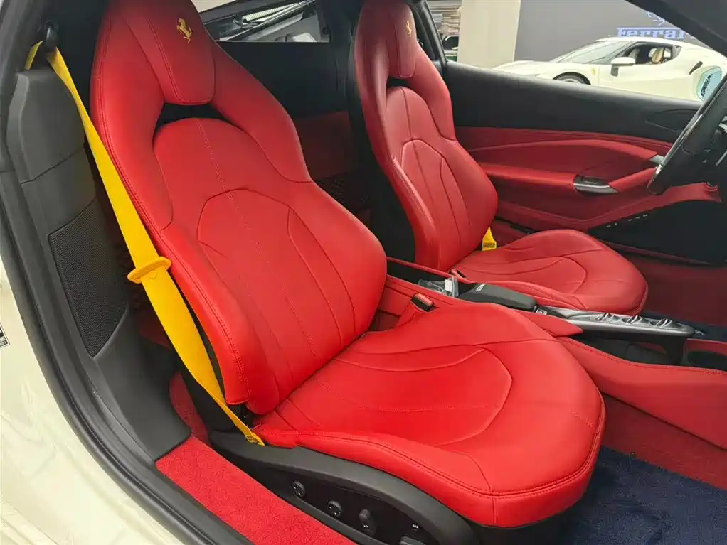 Ferrari F8 2022 2019 Tributo 3.9T V8
