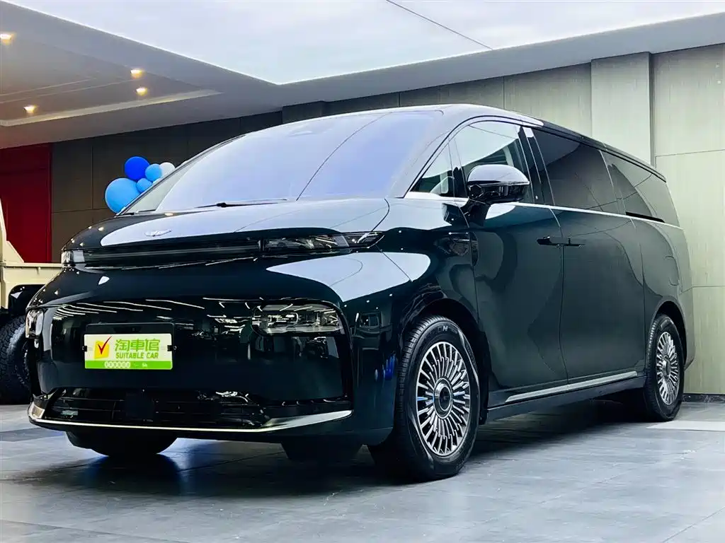 Geely Galaxy Yizhen L380 2025 805km Collector's Edition 4WD
