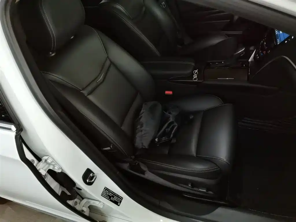 Cadillac XTS 2019 2018 28T Technology