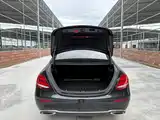 Фото 9 - Mercedes-Benz E-Class