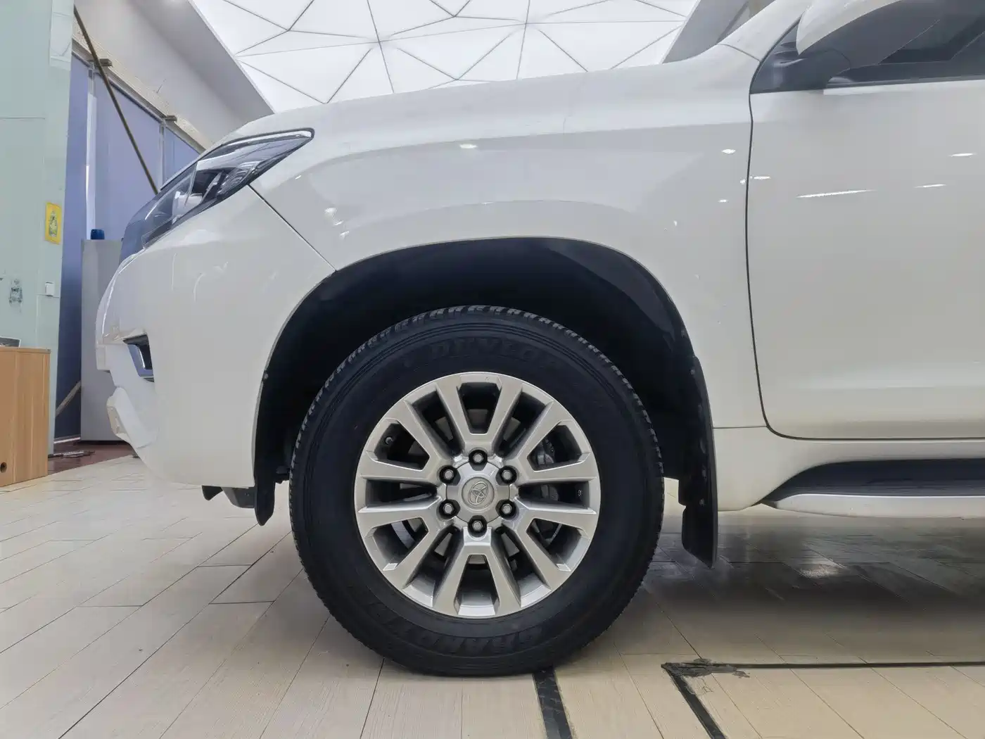 Фото 13 - Toyota Prado