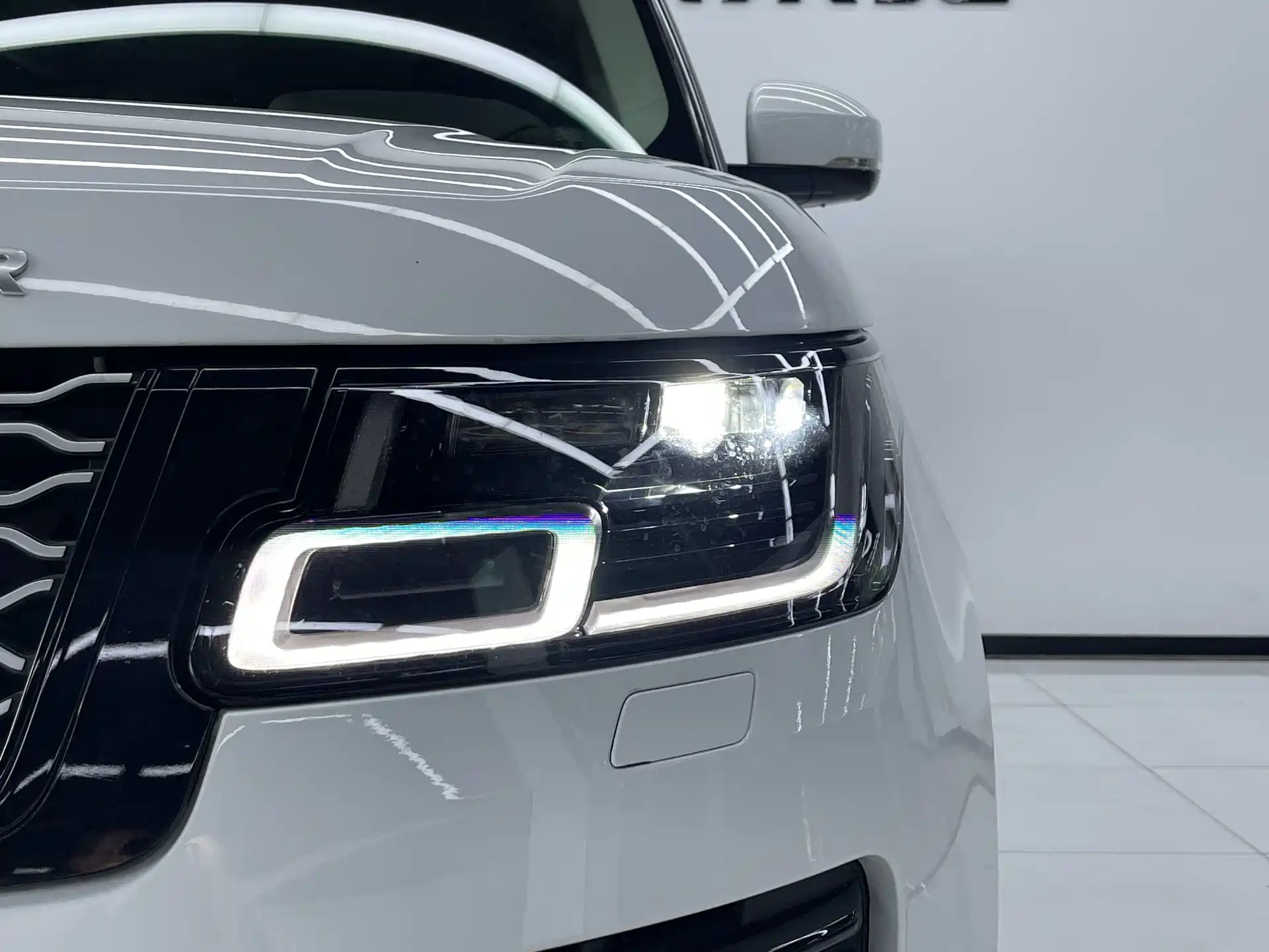Фото 28 - Land Rover Range Rover