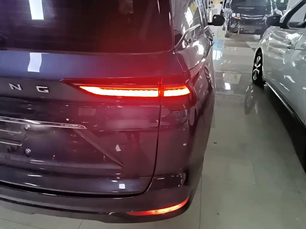 Photo 8 - Wuling Motors Wuling Victory