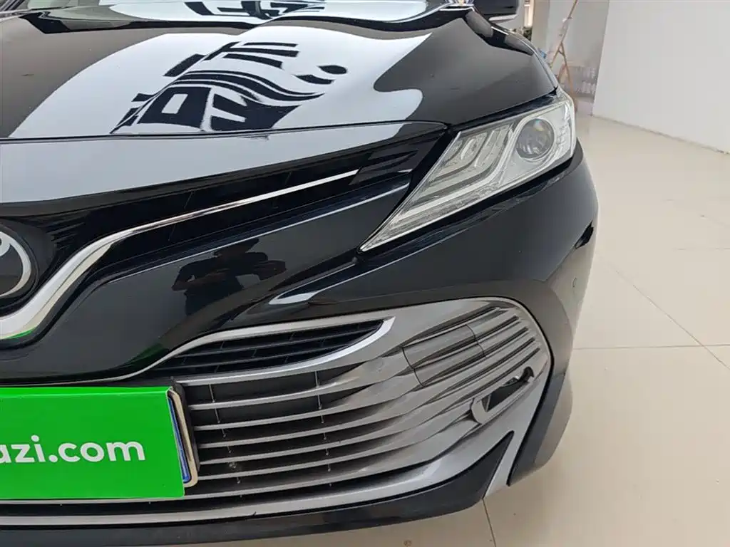 Toyota Camry 2018 2.0G Luxury Edition фото 24