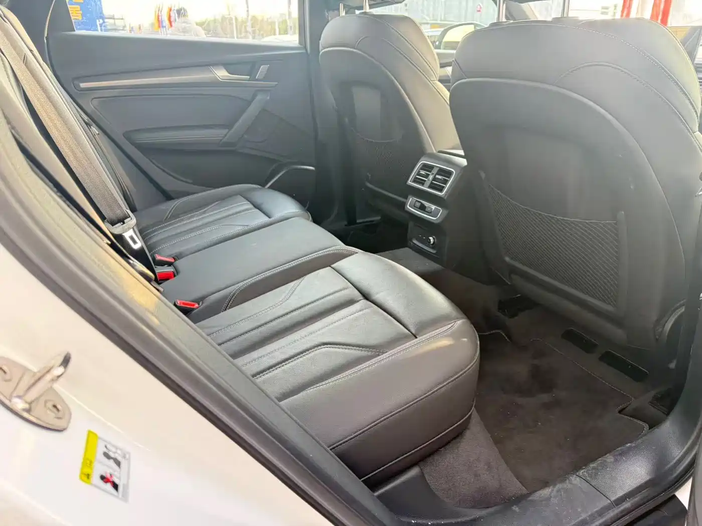 Audi Q5L 2024 Model 40 TFSI Luxury Dynamic фото 7