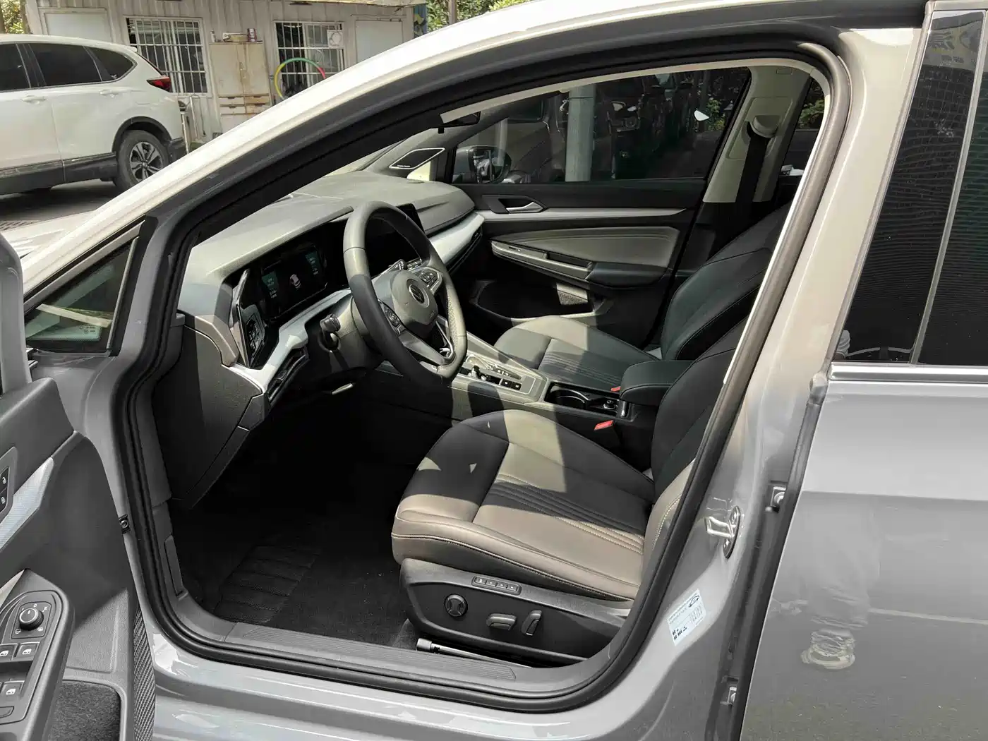 Volkswagen Golf 2025 2024 280TSI DSG R-Line 50th Anniversary Edition