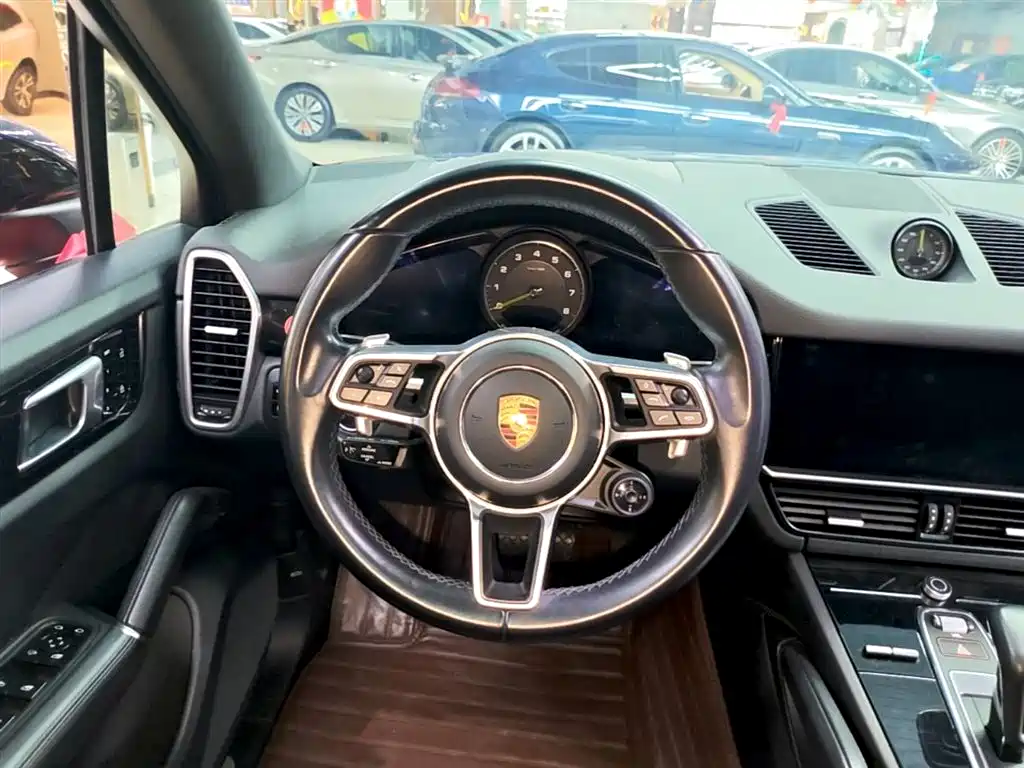 Porsche Cayenne New Energy 2019 Cayenne E-Hybrid 2.0T фото 11
