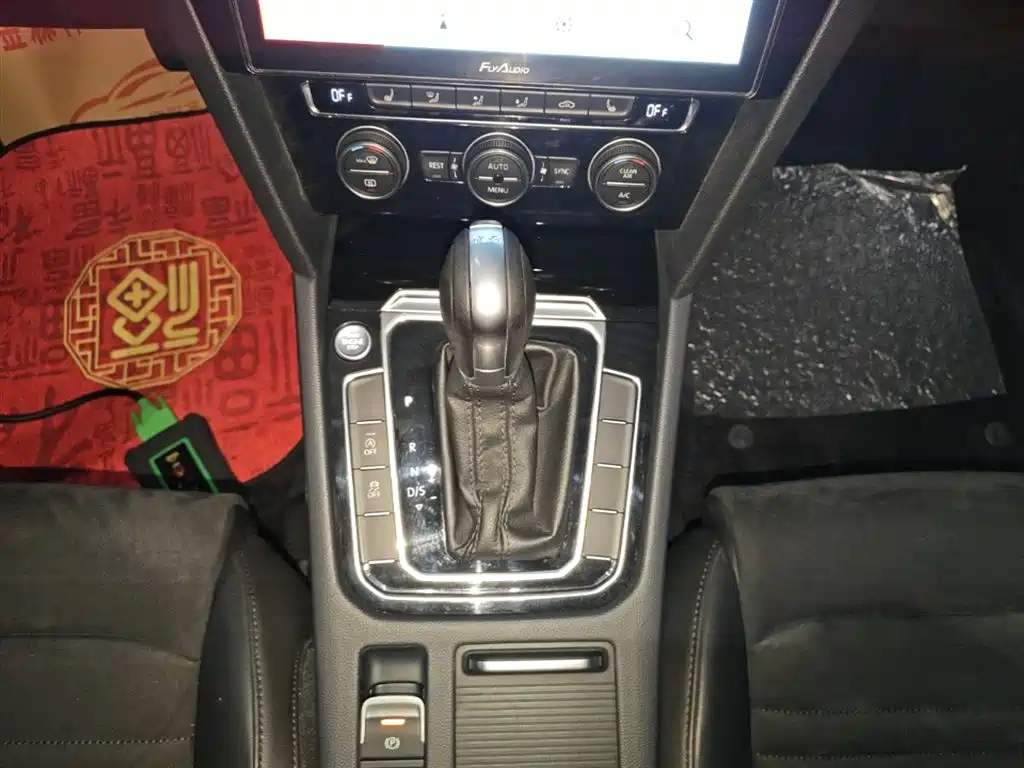 Volkswagen Magotan 2018 330TSI DSG Luxury фото 14