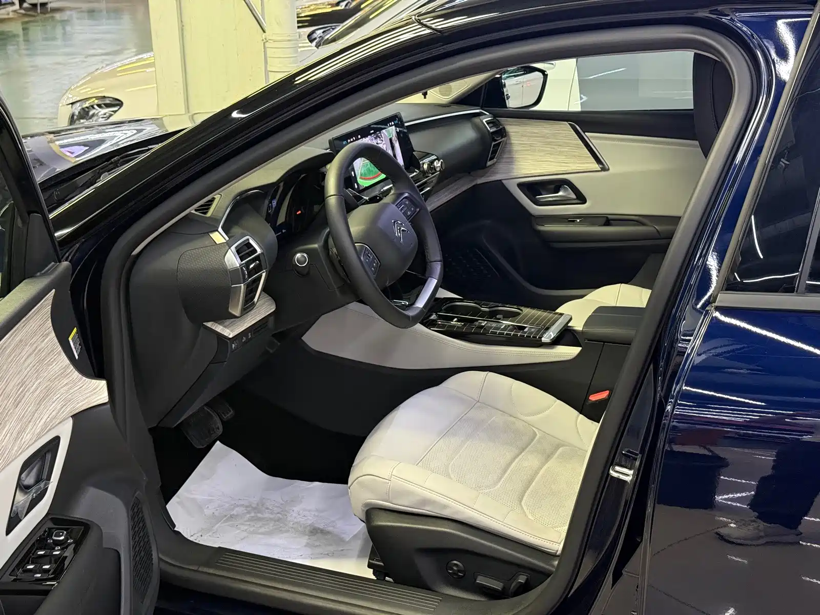 Photo 7 - Citroën Versailles C5 X