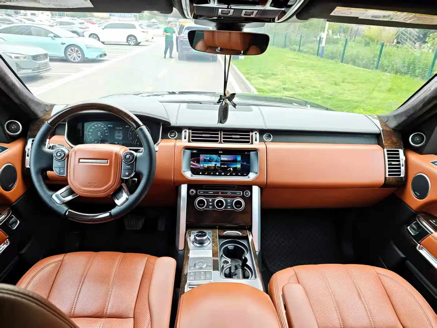 Land Rover Range Rover 2017 3.0 SC V6 AB Ultimate Autobiography LWB фото 12