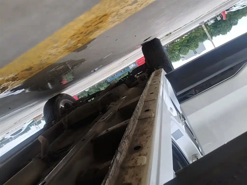 SWM Motor SWM G01 2018 2018 1.5T Automatic Smart UP