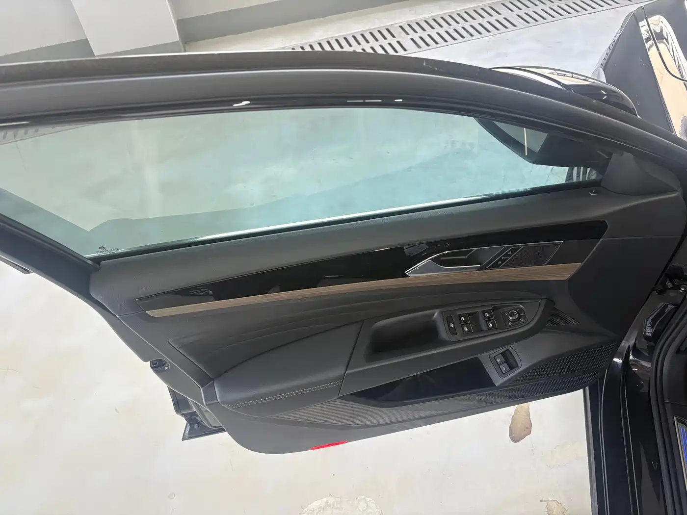 Volkswagen Passat New Energy 2020 430PHEV Hybrid Luxury (China VI) фото 13