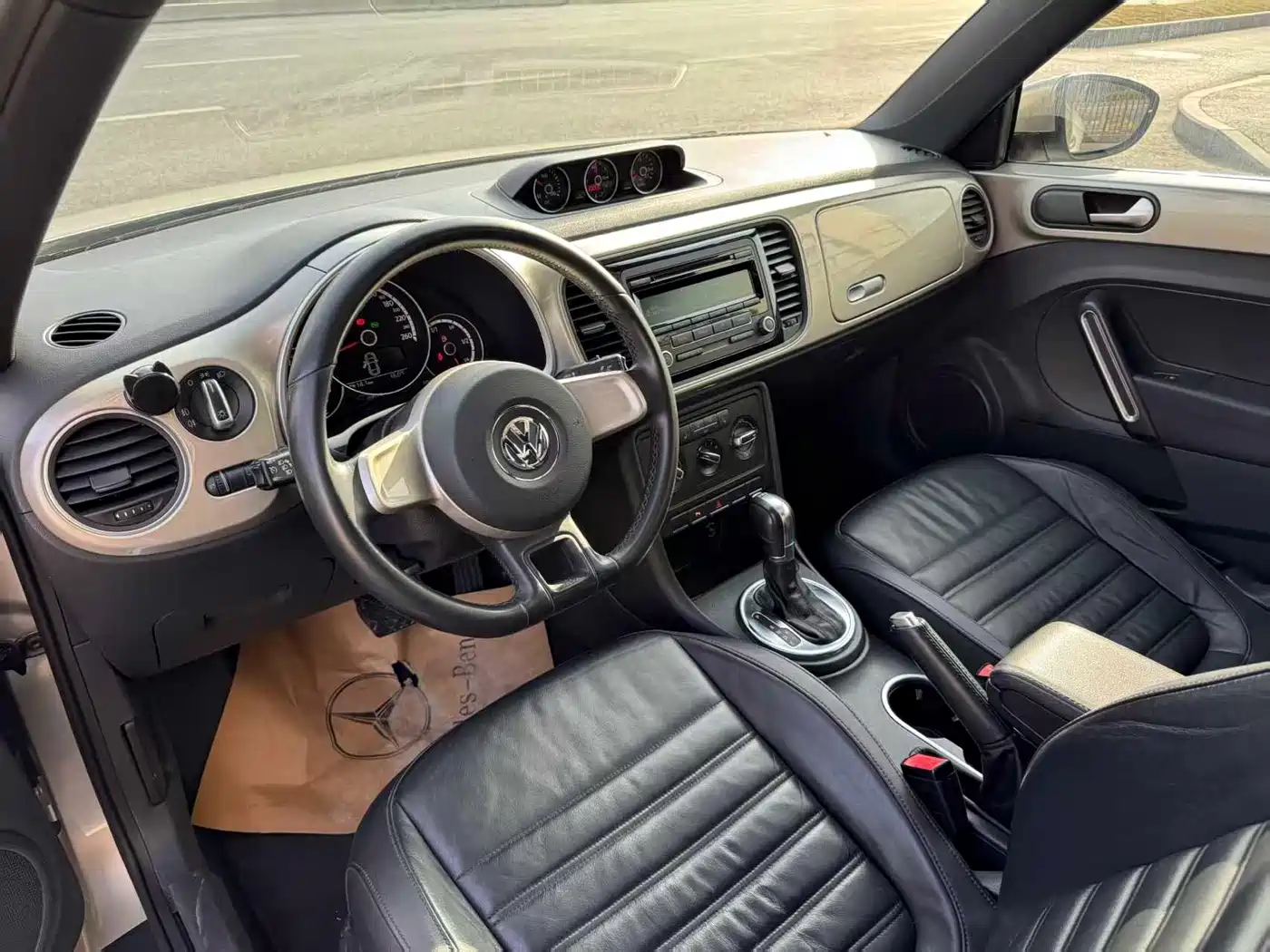 Volkswagen Beetle 2013 1.4TSI Comfort фото 5