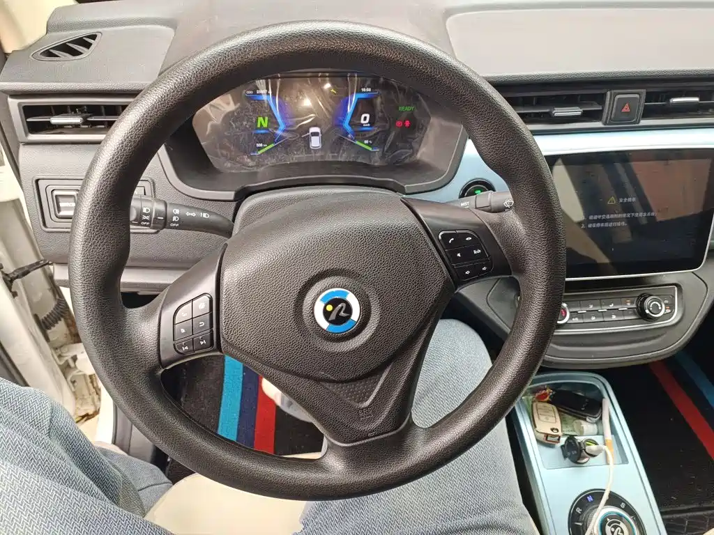 Huachen Xinyi Brilliance Xinyi i03A 2023 2022 Leasing Custom Edition