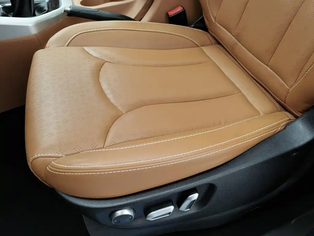 BAIC Huansu S7 2018 2018 1.5T Manual Premium