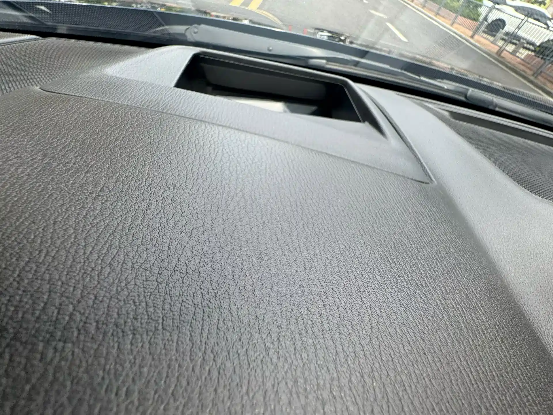 Photo 7 - Mazda Atenza