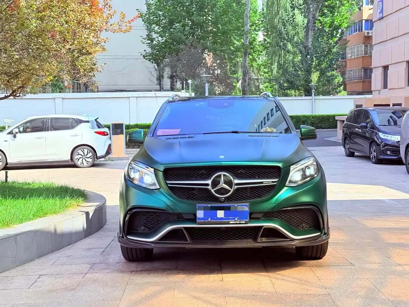 Mercedes-Benz GLE AMG 2015 AMG GLE 63 4MATIC фото 2
