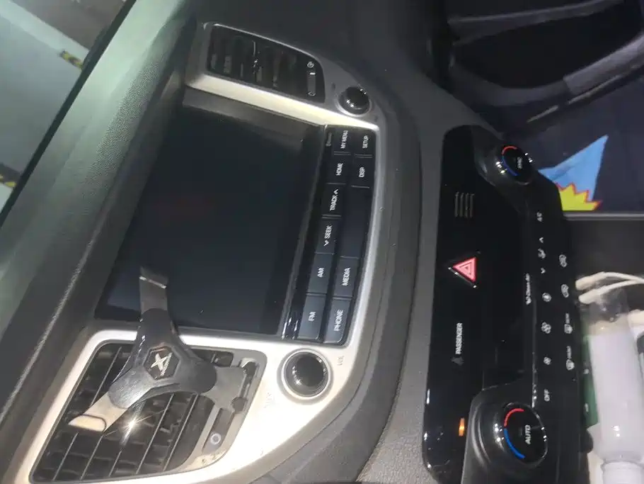 Hyundai Tucson 2015 2015 1.6T Dual Clutch 2WD Smart