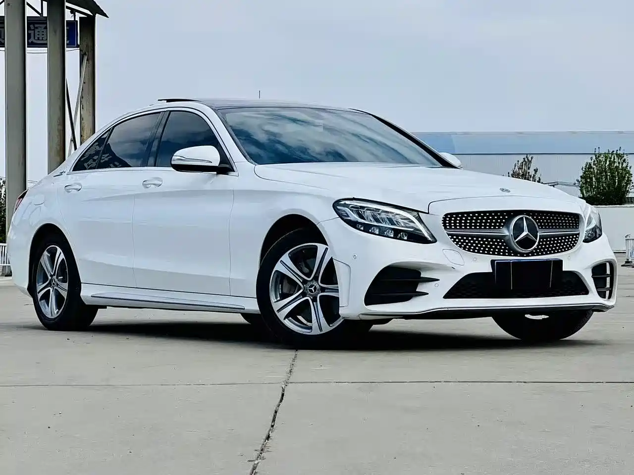 Mercedes-Benz C-Class 2020 Facelift C 260 L Sport фото 3