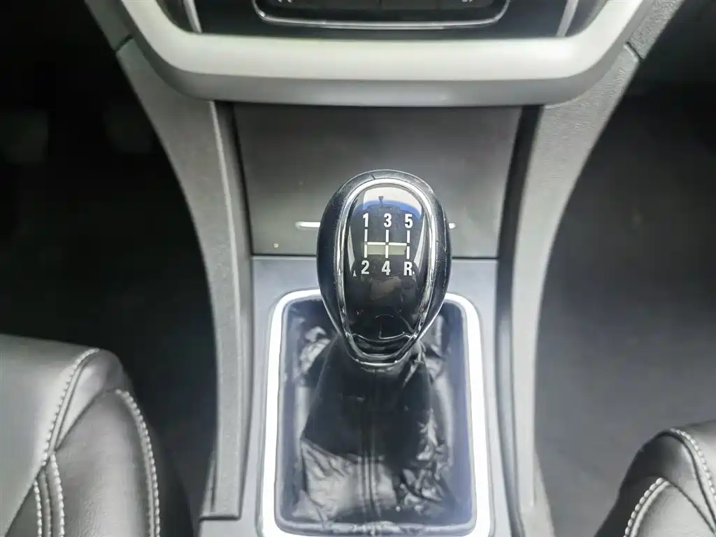 GEELY AUTOMOBILE EMGRAND