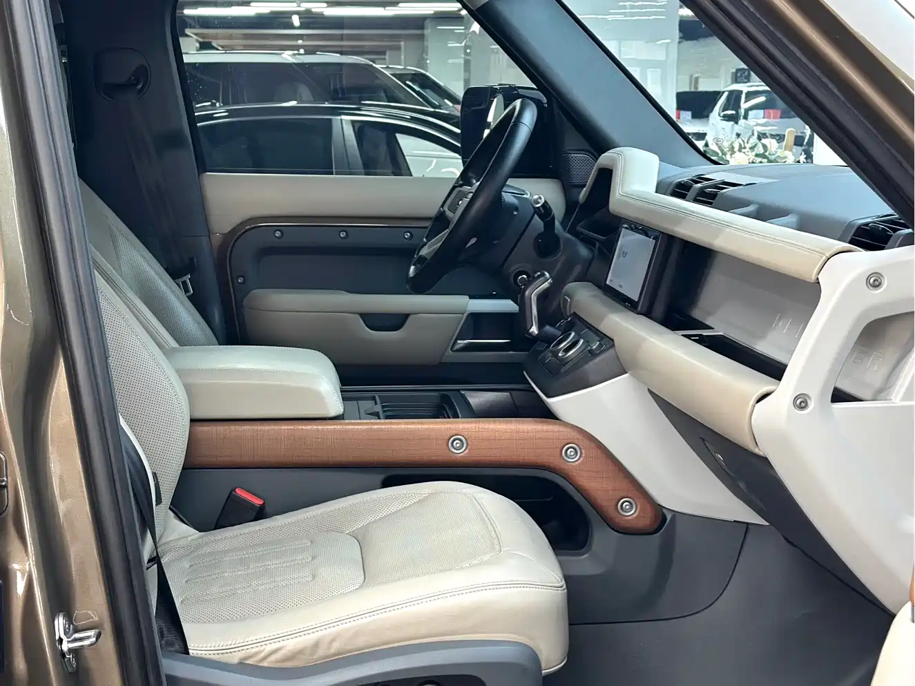 Land Rover Defender 2020 2020 Model 110 P400 HSE
