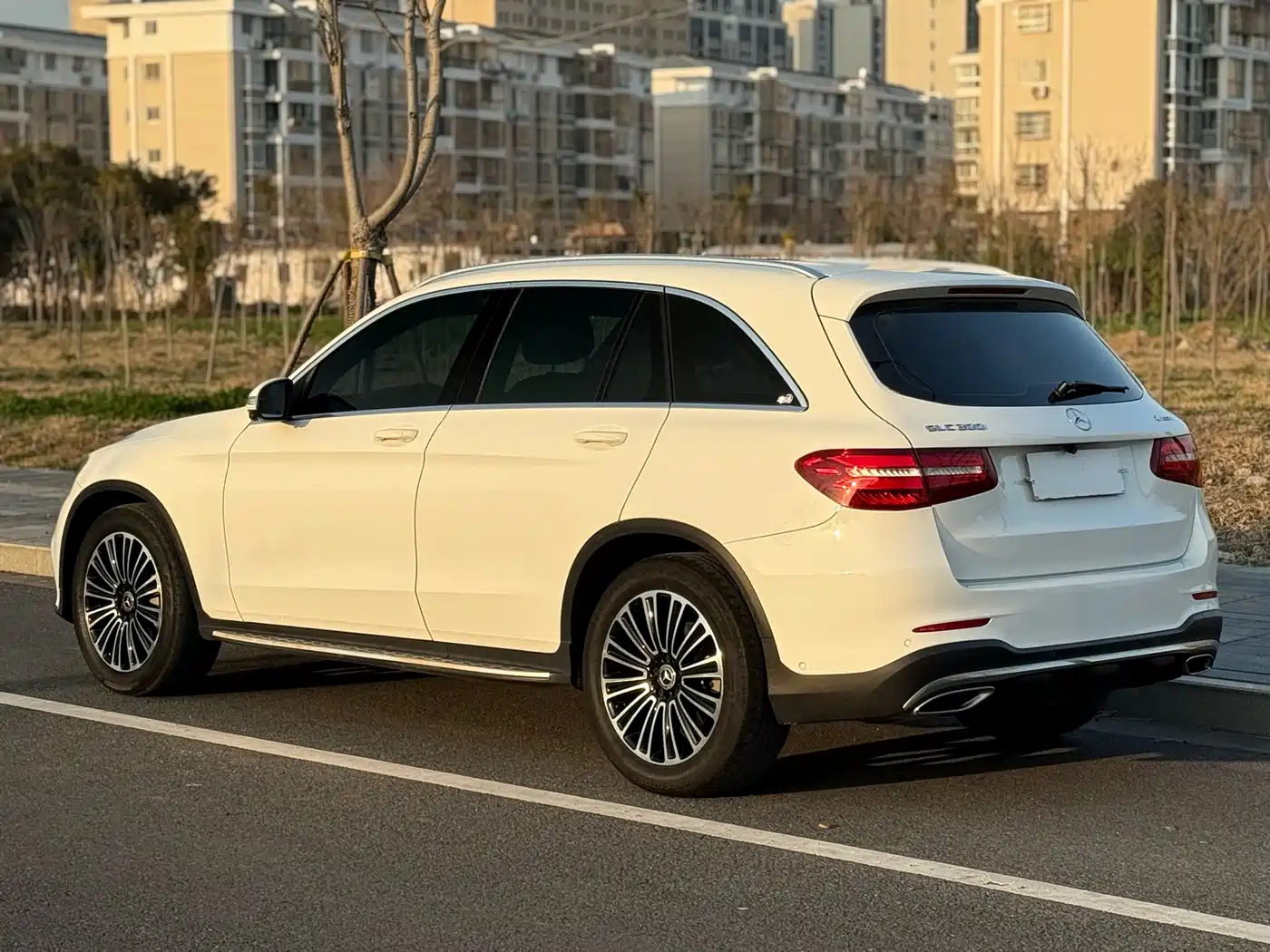 Mercedes-Benz GLC 2018 GLC 260 4MATIC Dynamic фото 18