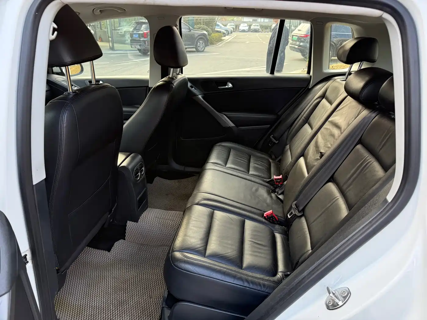 Volkswagen Tiguan 2012 1.8TSI Automatic 2WD Trend Edition фото 7