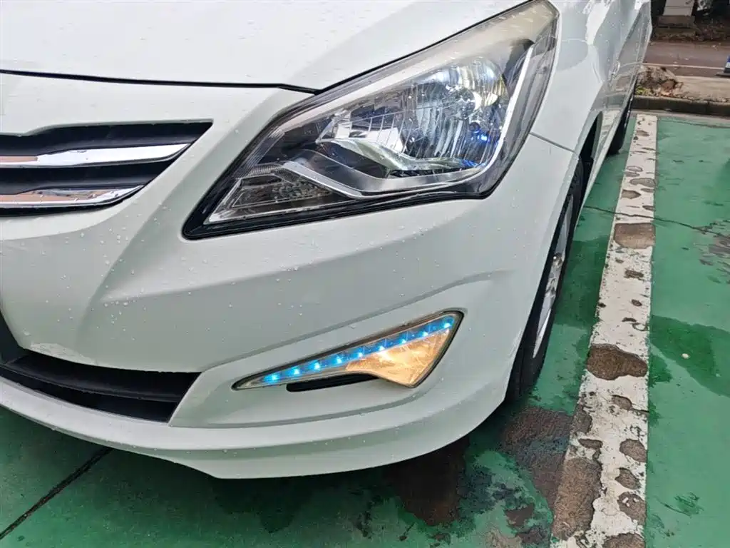 Hyundai Verna 2016 1.4L Automatic Smart GLS фото 24