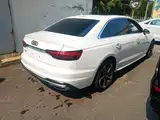 Photo 4 - Audi A4L