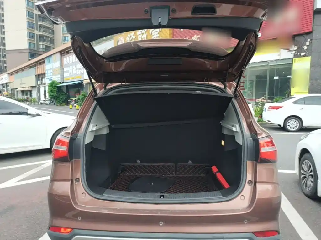 Roewe RX3 2020 2020 1.6L CVT 4G Ultra Comfort Flagship