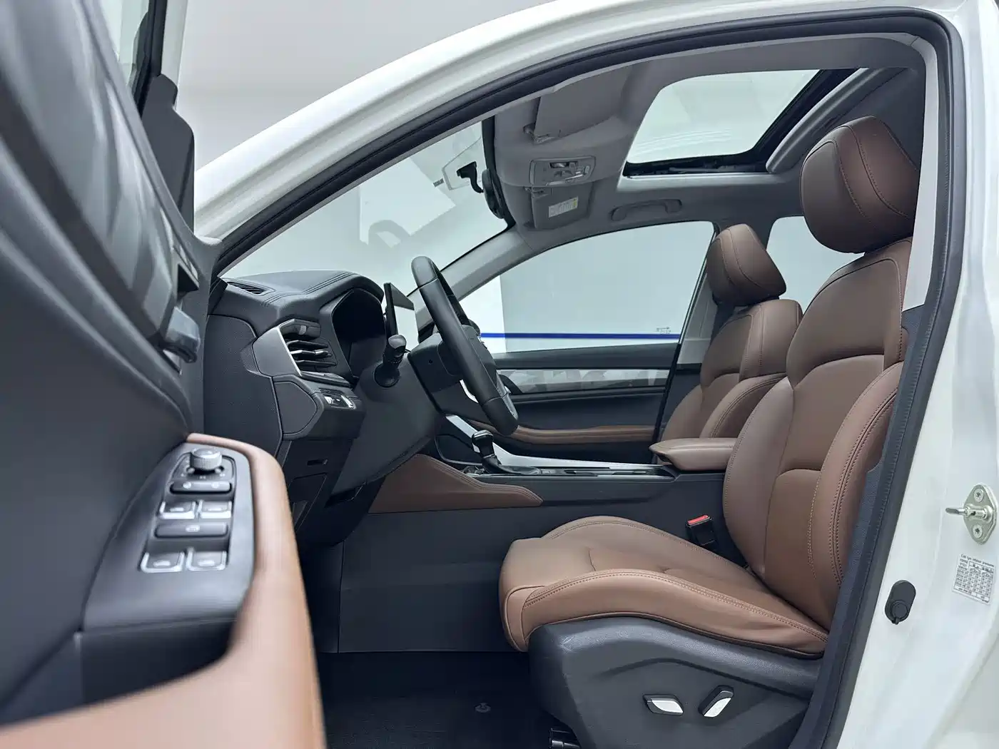 Geely Emgrand X6 2024 2021 Model PRO 1.4T Automatic Premium