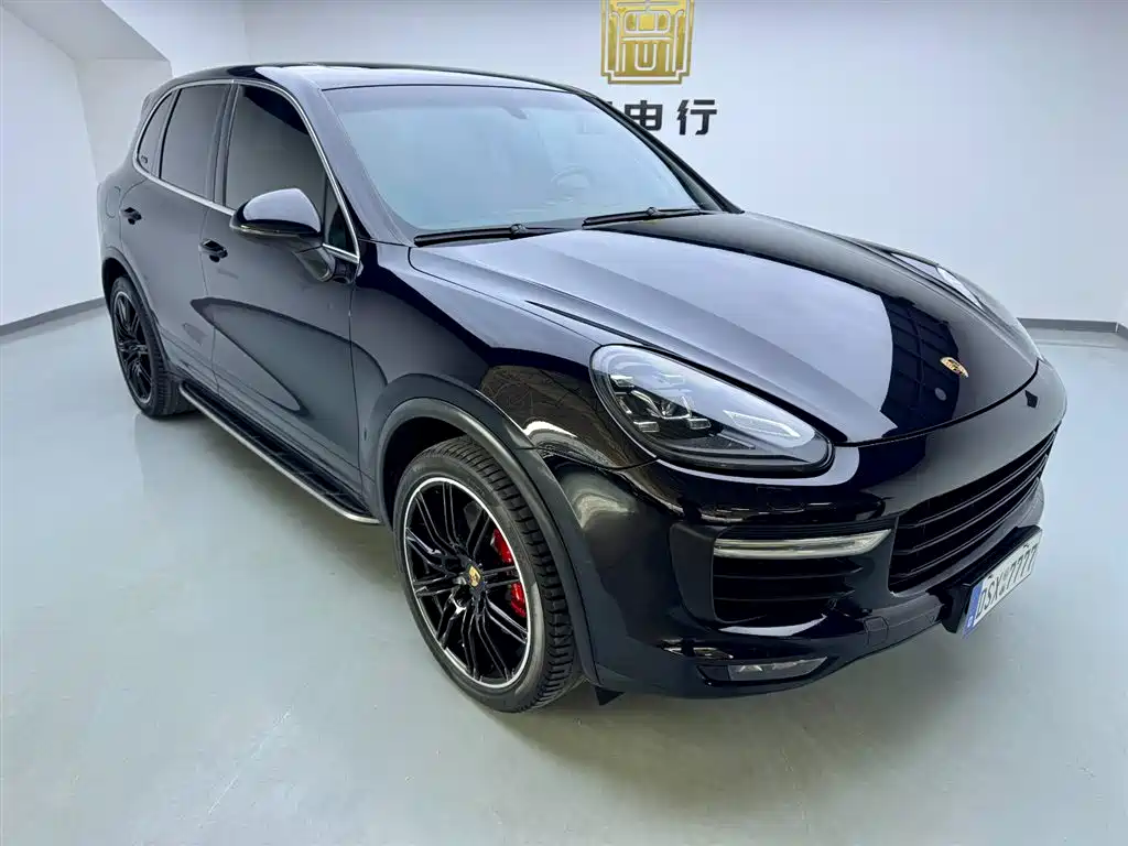 Porsche Cayenne 2015 Cayenne Turbo 4.8T фото 8