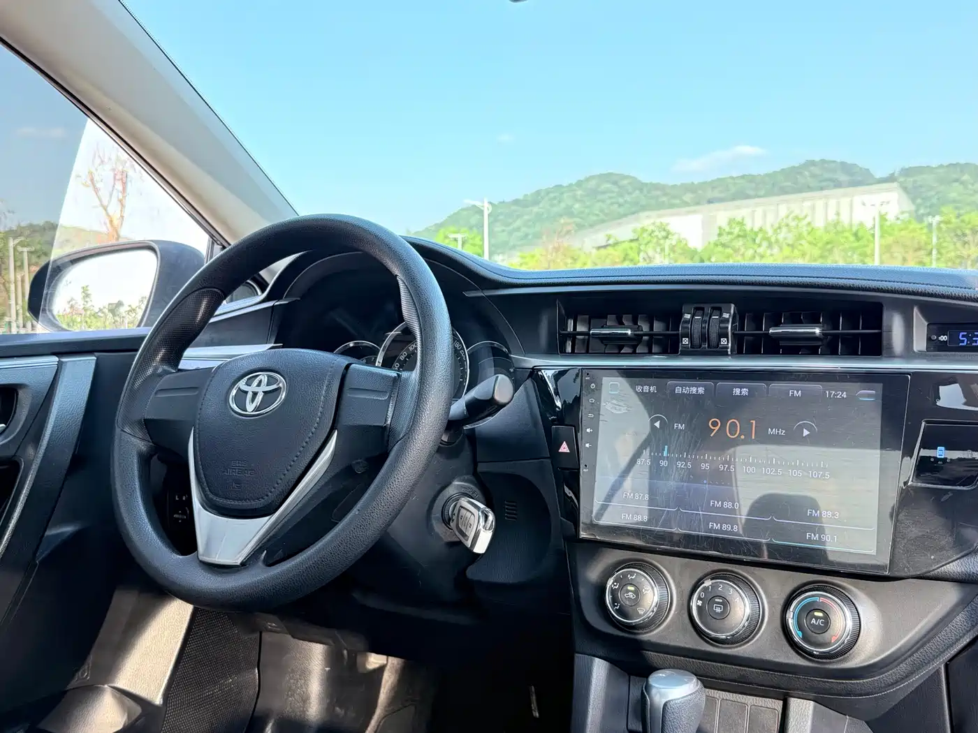Toyota Levin 2016 1.6G CVT Elite Edition фото 11