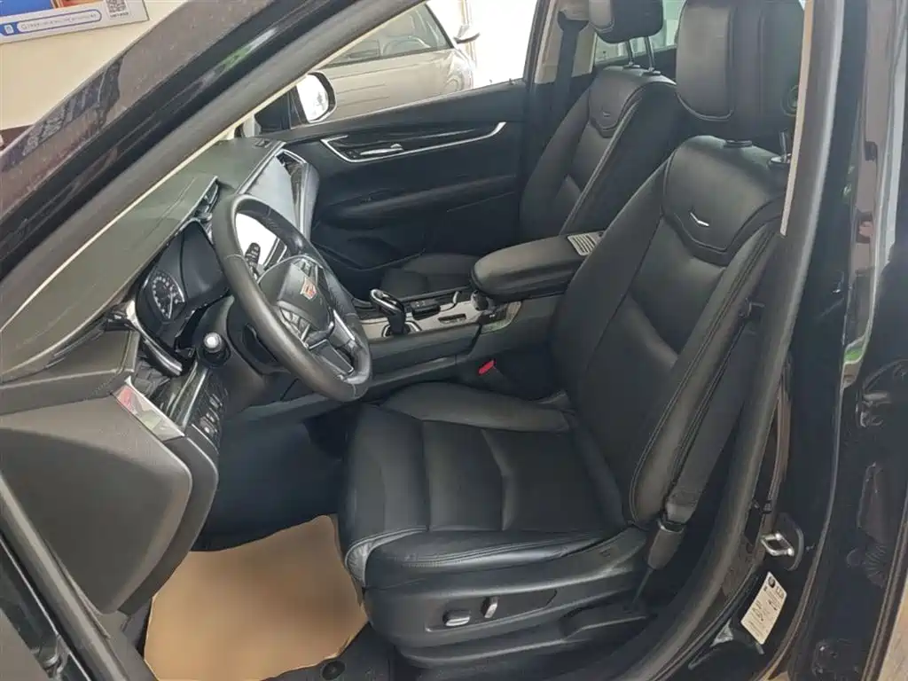 Cadillac XT5 2018 25T Luxury фото 15