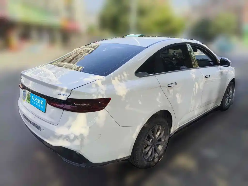 Фото 5 - Geely Geometry A