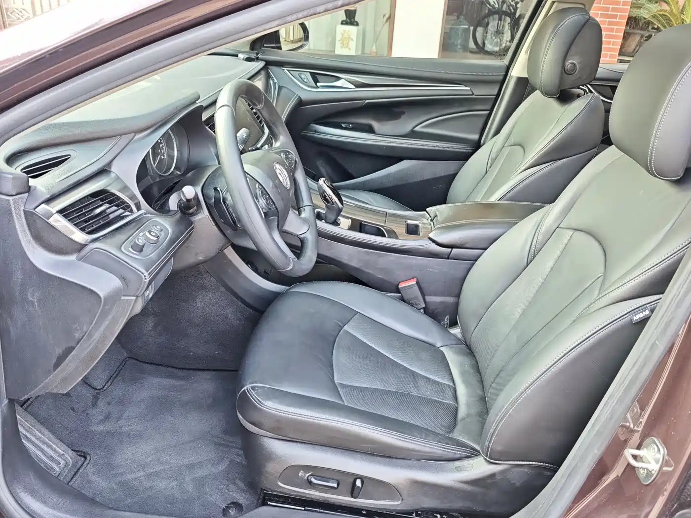 Buick LaCrosse 2018 Model 20T Elite Edition фото 10