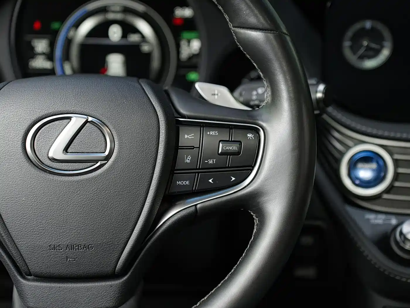 Lexus LS 2021 500h Excellence Edition фото 20